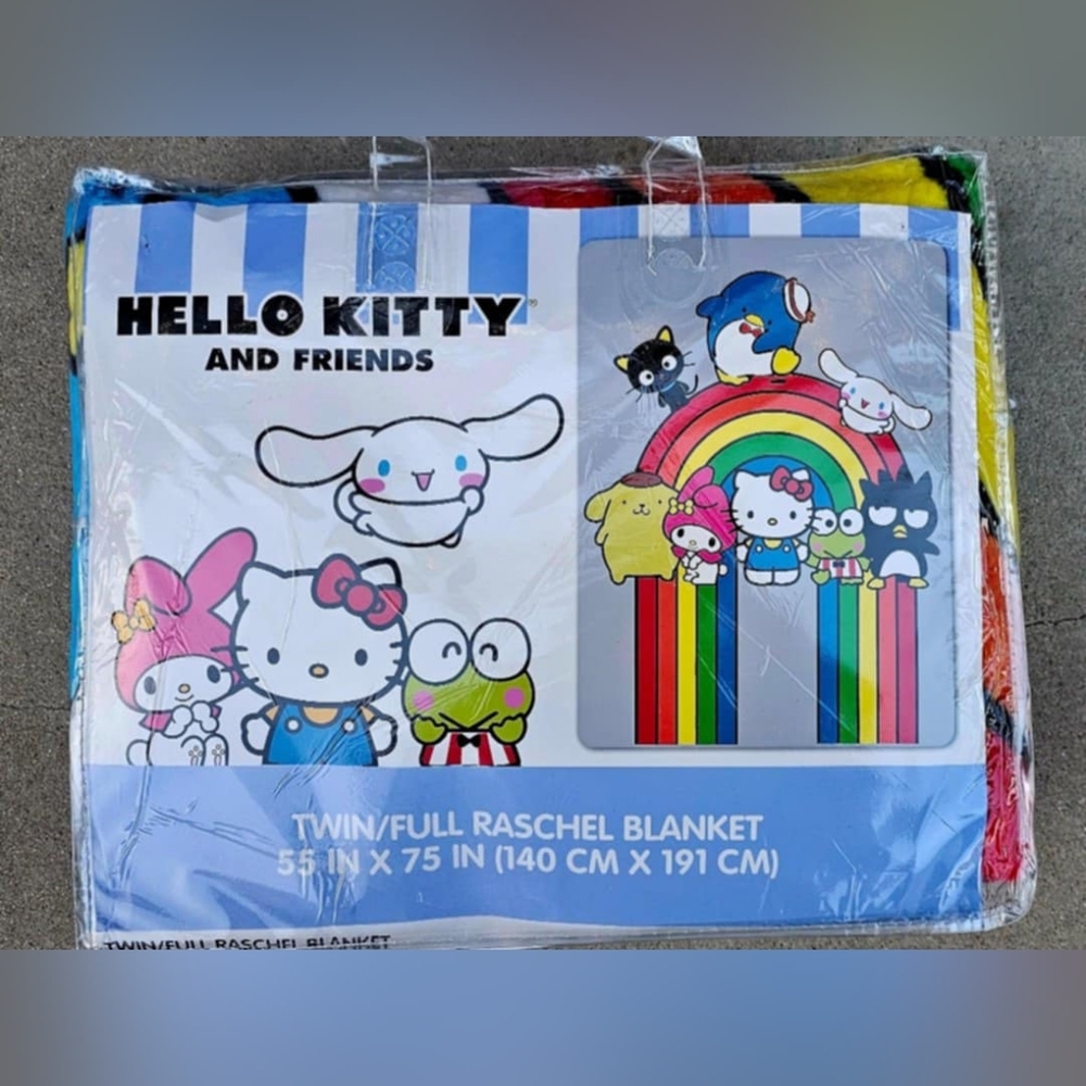 HELLO KITTY AND FRIENDS TWIN / FULL SIZE BLANKET